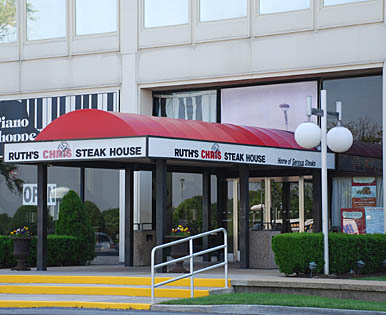 Ruth's Chris Steak House Durham - Renaissance Center at Southpoint, 